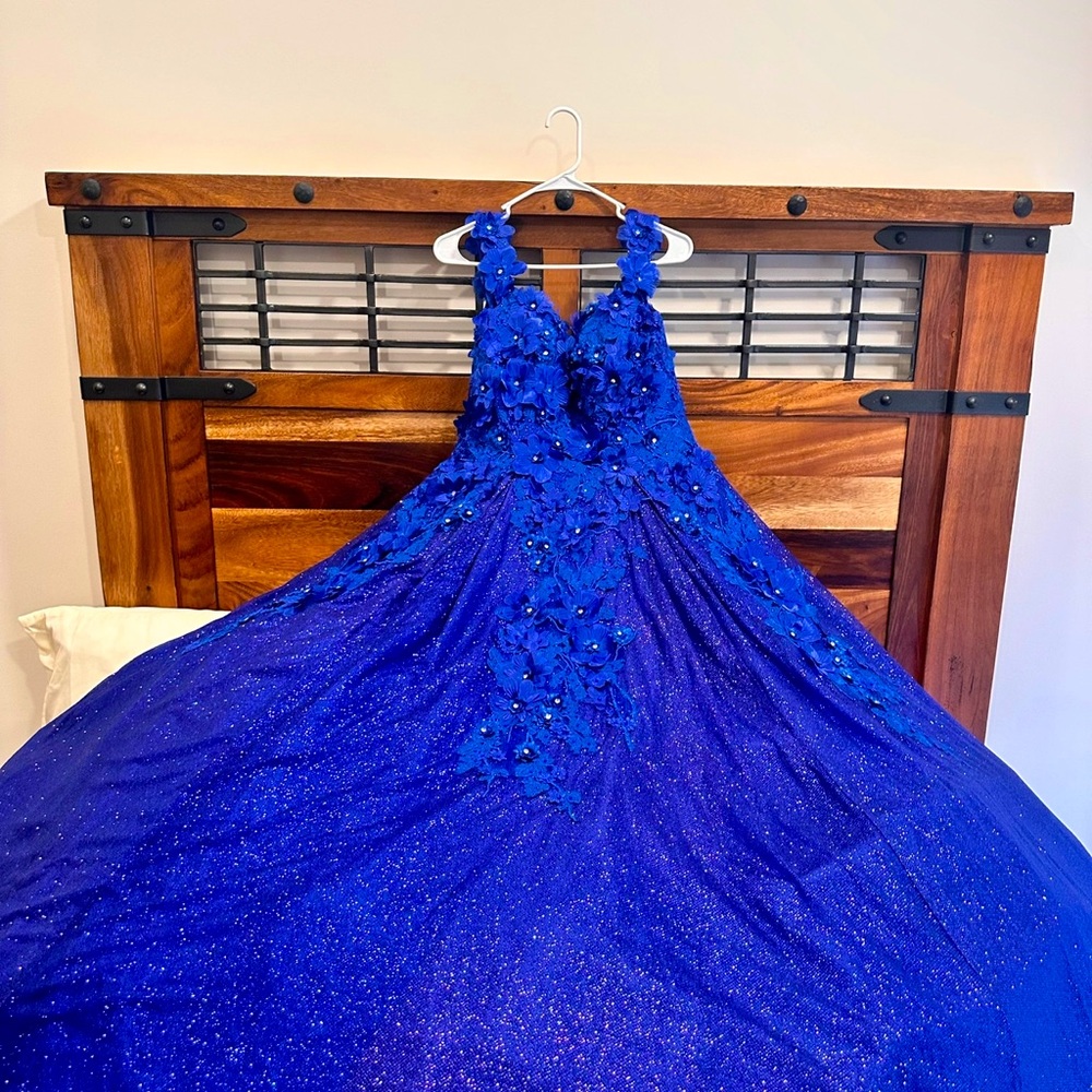 Royal dress